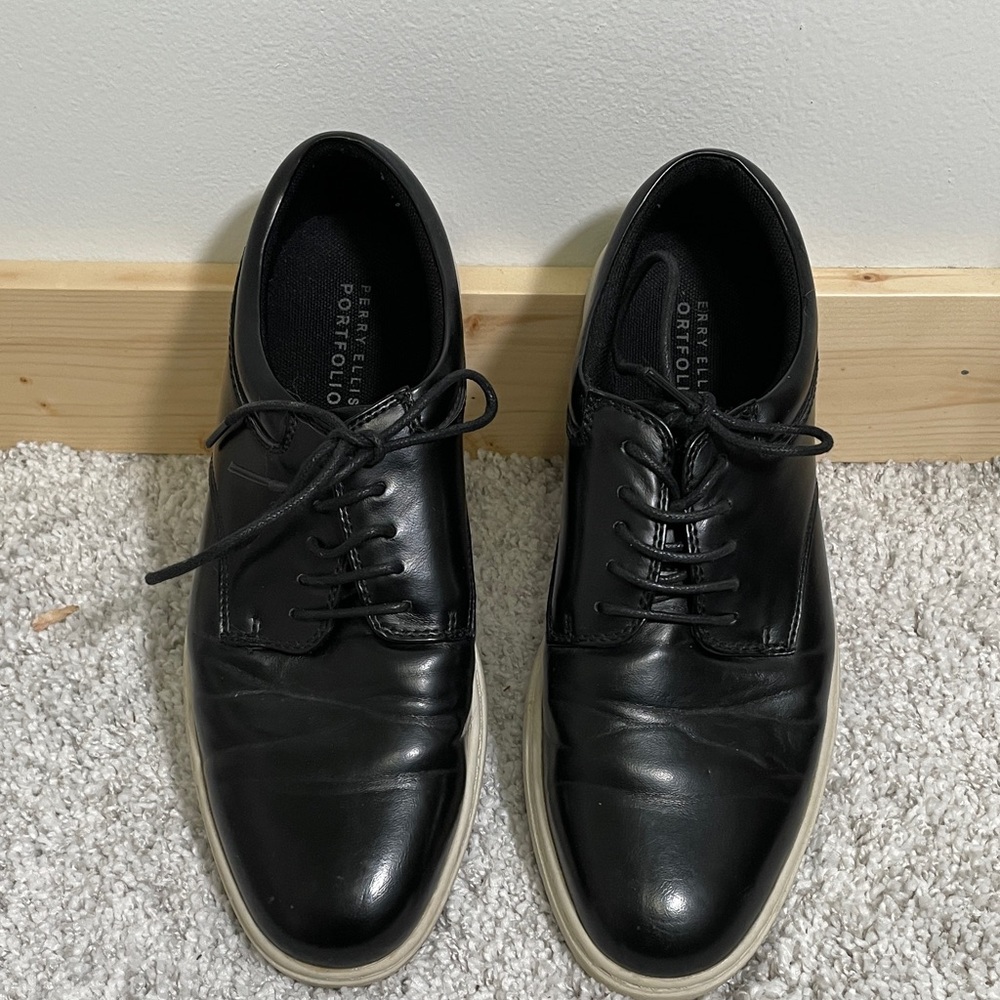 Perry Ellis Black Leather